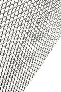 Chapa Expandida de Fierro Negro de 12x25mm. - 2mm. esp. - 2x1m.