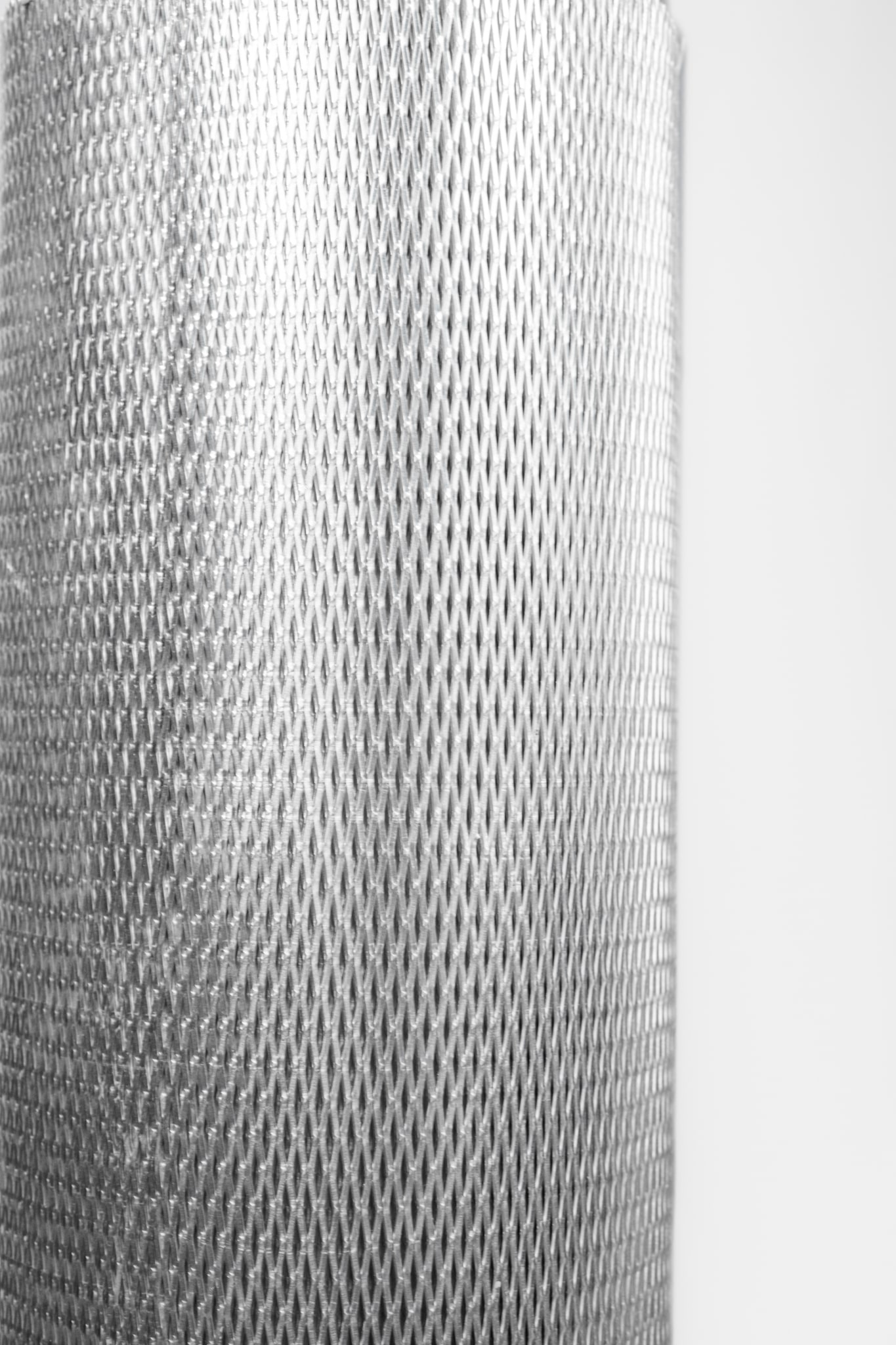 Chapa Expandida de Aluminio de 4x18mm. - 1,2mm. esp. - 0,8m. alt.